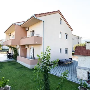 Kreso Apartament Kaštela